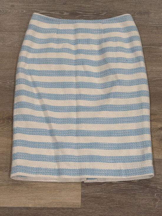 Lilly Pulitzer Dresses & Skirts - Lilly Pulitzer Blue White and Gold Size 2 Skirt